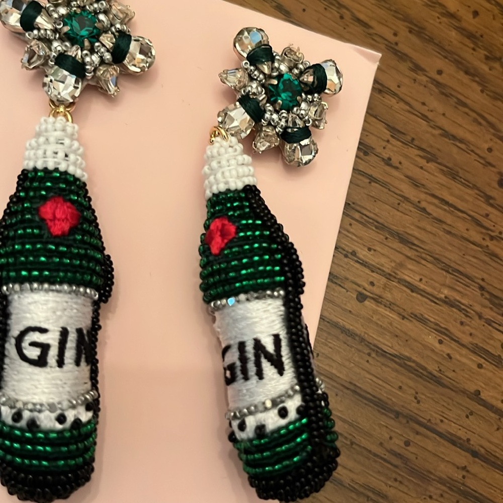 Mignonne Gavigan gin bottle earrings,‎ NWOT - Picture 4 of 7